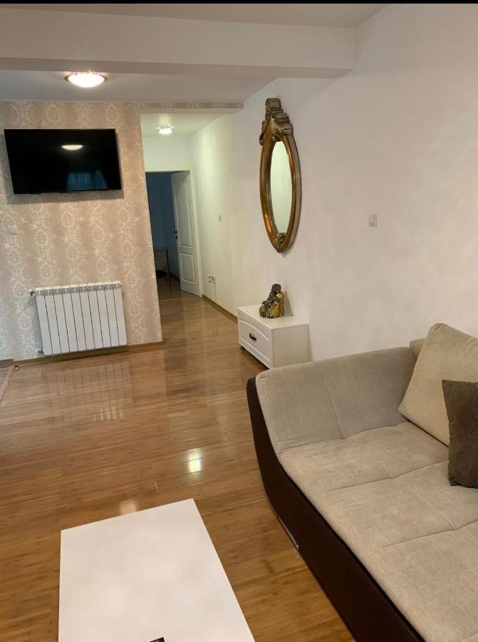 Apartament Micsunelelor Cu Parcare Privata Iasi Bagian luar foto